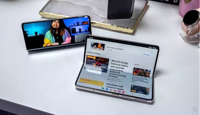 Samsung says if you work in finance you should be using a Galaxy Z Fold 4 - SoyaCincau