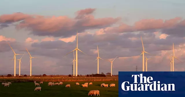 Renewable energy jobs growing four times faster than rest of UK market