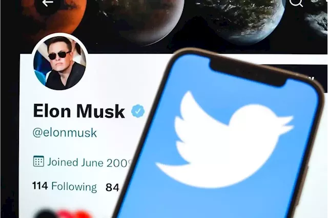 Elon Musk says the way that Twitter used to hand out verified blue ticks was 'corrupt and nonsensical' | Business Insider