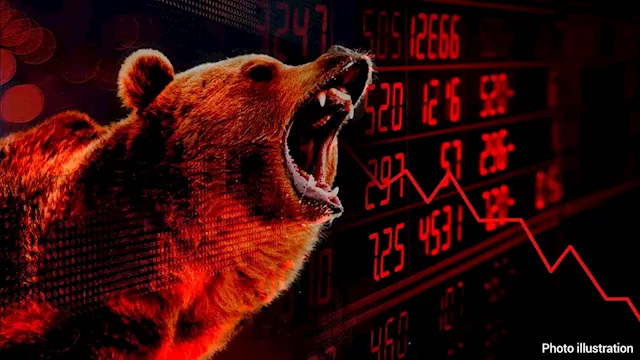 Dow plunges in perfect storm for stocks