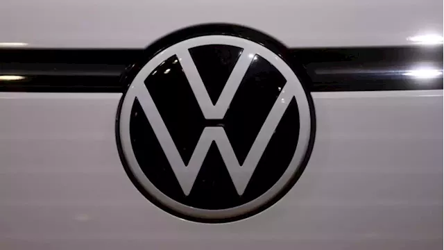 Volkswagen to refocus on raising productivity, warns of challenging 2023 - finance chief