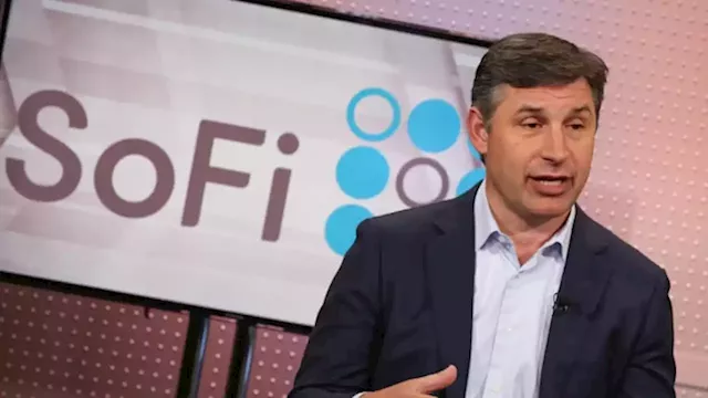 Insider buying: SoFi's CEO makes another big move, while others scooped up falling stocks