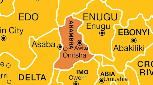 Shops destroyed as fire guts chemical market in Anambra | TheCable