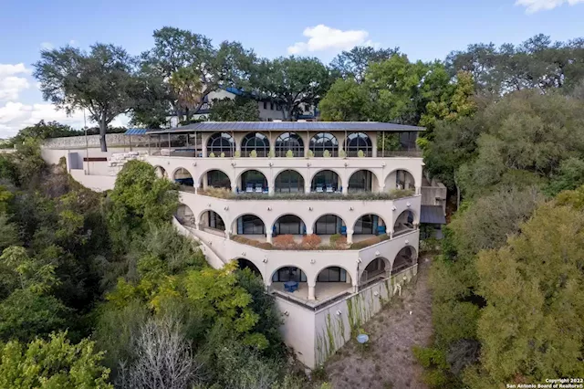 Photos: Chris Pettit’s Alamo Heights mansion on the market for $3.9 million