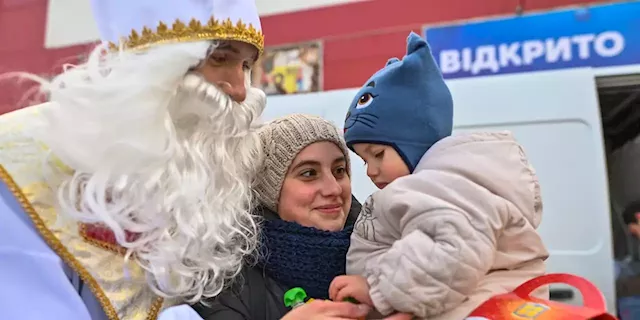 Ukraine's Ministry of Defence reassures kids Santa and his reindeer won't be shot down by Russian missiles | Business Insider