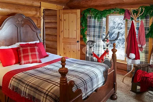 Santa's North Pole home is now worth over $1 million — and it has hot cocoa on tap | Business Insider