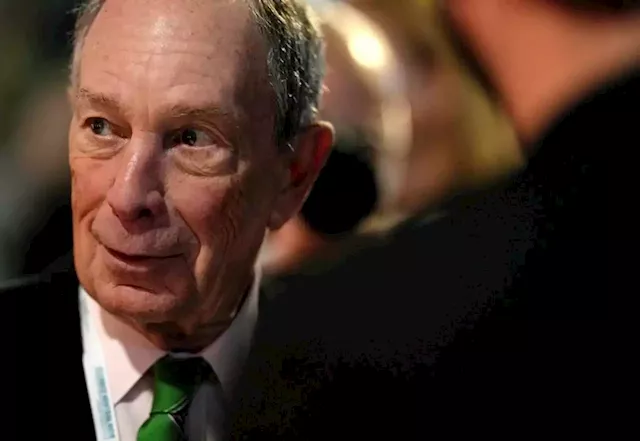 Bloomberg owner eyes Wall Street Journal or Washington Post acquisition —report