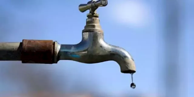 Maokeng residents up in arms demanding water supply as water tanker is turned into a tuckshop - SABC News - Breaking news, special reports, world, business, sport coverage of all South African current events. Africa's news leader.