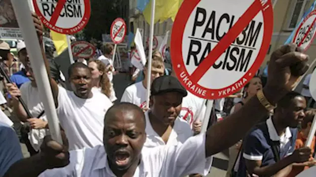 Cape Town Hank's Old Irish Pub called out for a racist incident - SABC News - Breaking news, special reports, world, business, sport coverage of all South African current events. Africa's news leader.