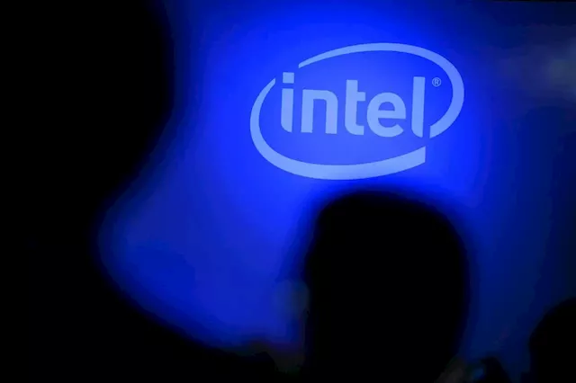 Business Maverick: Intel says it’s on course to regain chip production leadership