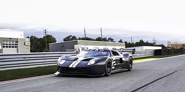 This Company Is Using Leftover Ford GT Chassis to Make GT40 Tribute Race Cars