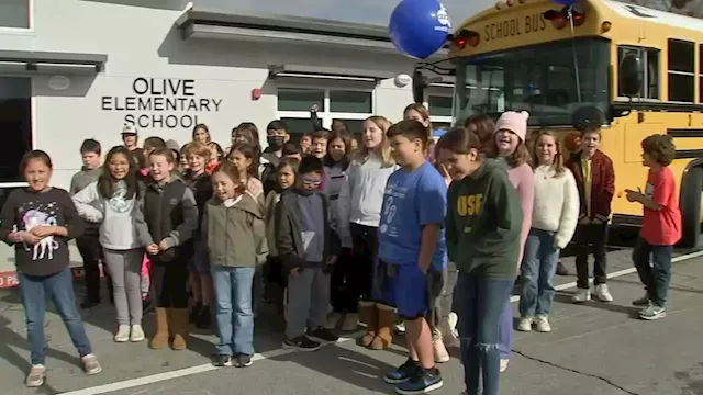 Bay Area bus company steps up to help save 4th graders' long-awaited field trip