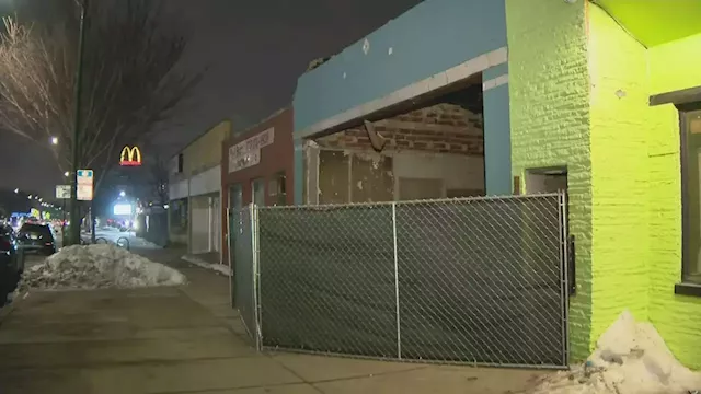 West Rogers Park Business Demolished After Raid By Police, Federal Agents