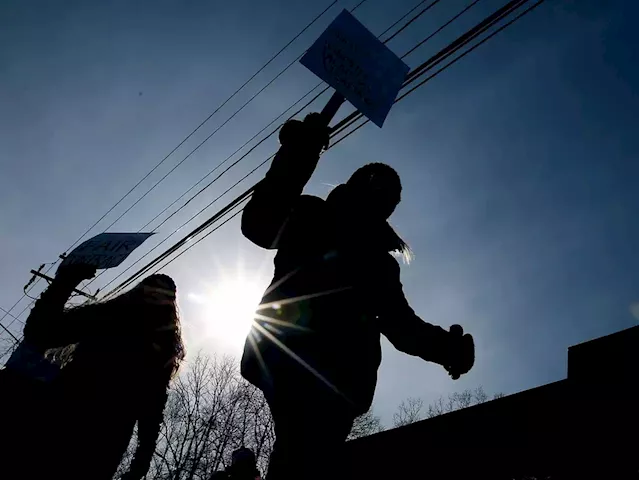 N.J. weed workers moving full steam ahead to unionize despite delay in cannabis market