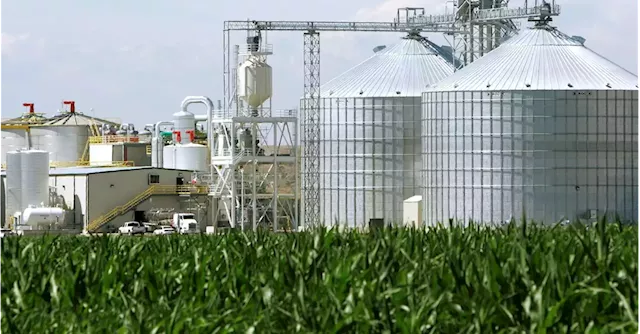 U.S. ethanol industry banks on carbon capture to solve emissions problem