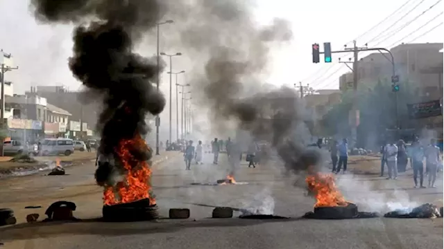 Residents in Senwabarwana march and submit memorandum to their municipality - SABC News - Breaking news, special reports, world, business, sport coverage of all South African current events. Africa's news leader.