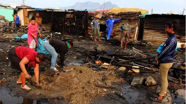 Joe Slovo residents lament condition of City of Cape Town's temporary housing - SABC News - Breaking news, special reports, world, business, sport coverage of all South African current events. Africa's news leader.