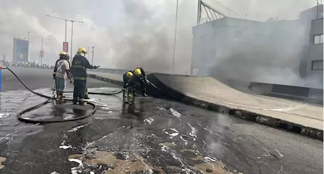 Apongbon Market Fire: Lagos Govt Shuts Eko Bridge, Announces Alternative Routes