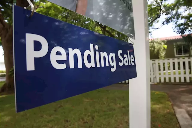 Pending Home Sales Sink in February, Setting a Grim Tone as Housing Market Enters Key Spring Season