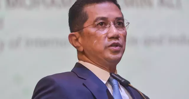 Azmin urges Qatar companies to partner with Malaysian businesses | Malay Mail