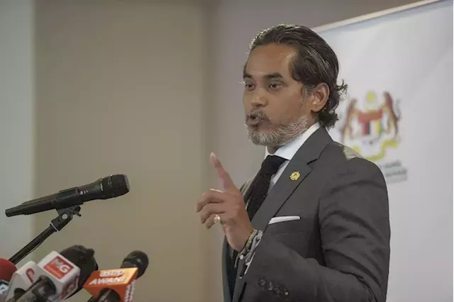 Khairy: Govt will not compromise confidentiality of MySejahtera user data, denies app is sold to private company - SoyaCincau