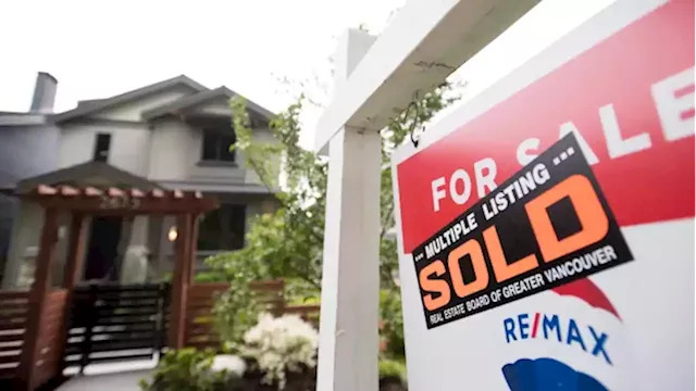 Province introduces legislation intended to protect homebuyers in hot real estate market | CBC News