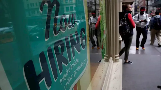 U.S. Jobs Market Thumps Forecasts With 678,000 New Hires on Payrolls