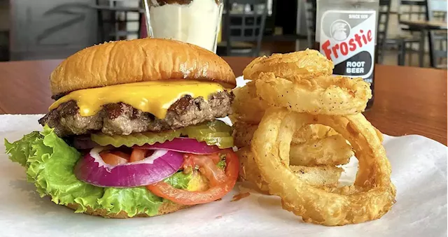 San Antonio’s Trilogy Burger Bistro closes after two years in business