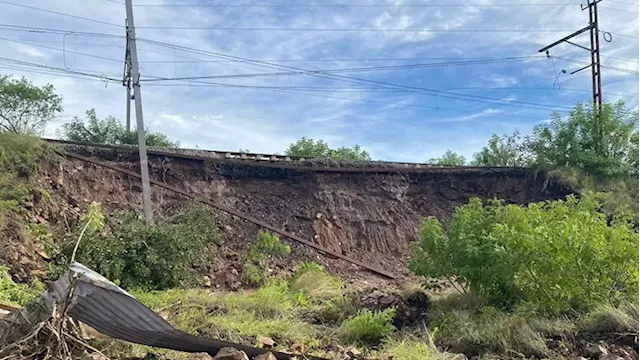 All train services suspended in KZN due to floods - SABC News - Breaking news, special reports, world, business, sport coverage of all South African current events. Africa's news leader.