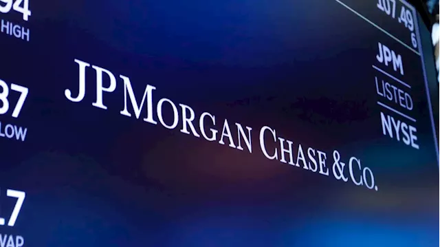 JPMorgan kicks off earnings season with bad news