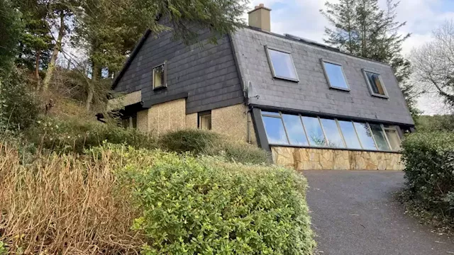 This unique four-bed home in Donegal is on the market for €320,000 | IMAGE.ie