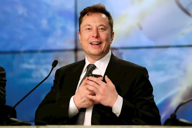 After becoming Twitter’s biggest shareholder, Elon Musk offers to buy social media company for $43 billion