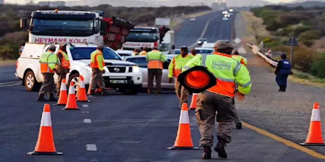 Gauteng traffic police urge drivers to exercise caution on the road over the Easter weekend - SABC News - Breaking news, special reports, world, business, sport coverage of all South African current events. Africa's news leader.