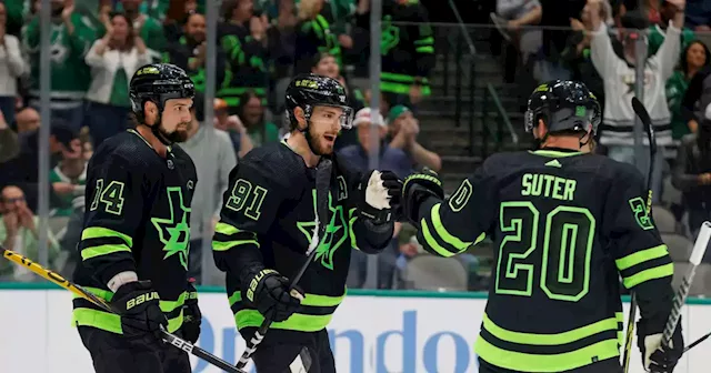 With postseason approaching, Stars take care of business vs. floundering Sharks