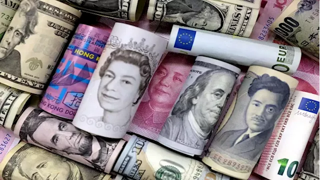 Dollar climbs to fresh 20-year high on yen, tests 2-year peak on euro - SABC News - Breaking news, special reports, world, business, sport coverage of all South African current events. Africa's news leader.