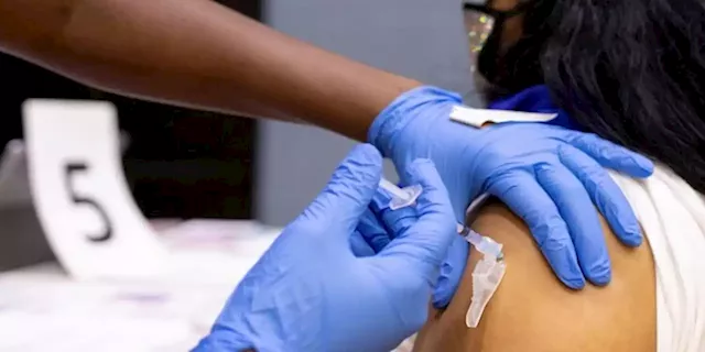 South Africans urged to protect themselves against potential fifth wave by getting vaccinated - SABC News - Breaking news, special reports, world, business, sport coverage of all South African current events. Africa's news leader.