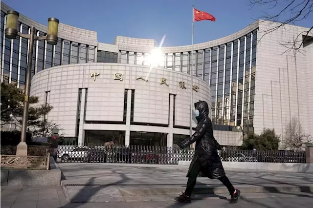 Xi's finance crackdown grows as over 40 officials ensnared