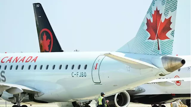 Air Canada bookings come roaring back, but business travel, fuel costs pose hurdles