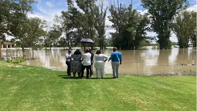 Residents along the Bloemhof Dam and Vaal River hit by yet another flood disaster - SABC News - Breaking news, special reports, world, business, sport coverage of all South African current events. Africa's news leader.