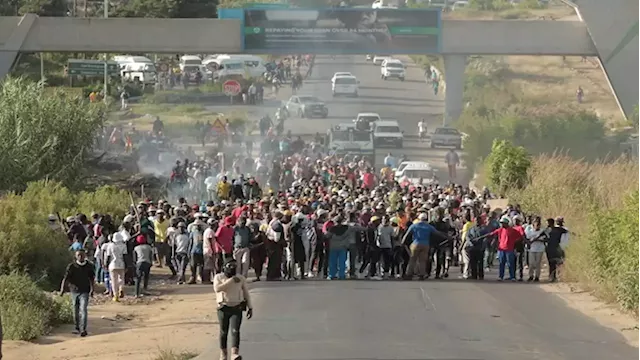 Family identifies man killed in Diepsloot mob attack - SABC News - Breaking news, special reports, world, business, sport coverage of all South African current events. Africa's news leader.