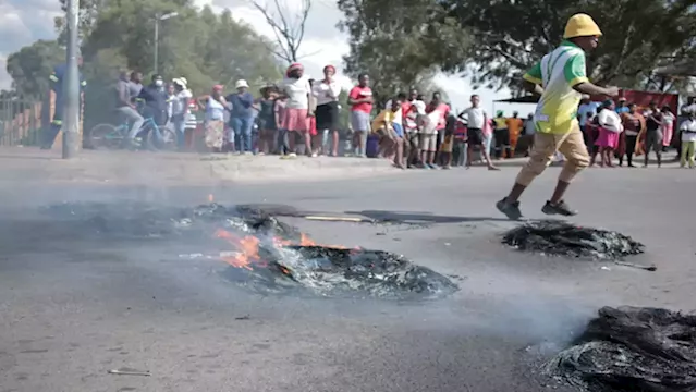 ZANU-PF in SA condemns the murder of Elvis Nyathi in Diepsloot - SABC News - Breaking news, special reports, world, business, sport coverage of all South African current events. Africa's news leader.