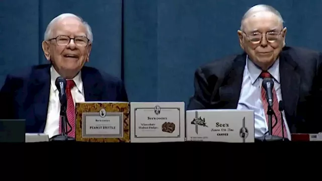 Warren Buffett says inflation 'swindles almost everybody,' Munger rails against bitcoin, market 'mania' at Berkshire meeting