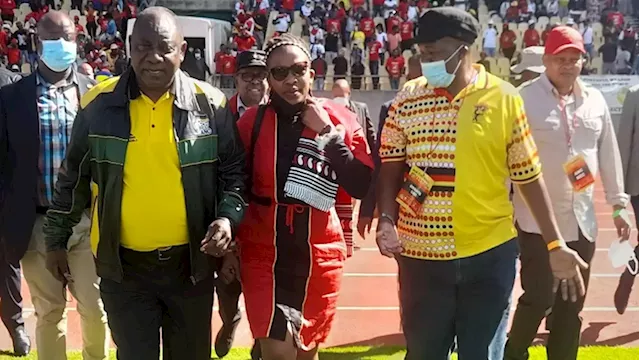 Cosatu’s May Day celebrations descended into chaos, proceedings halted - SABC News - Breaking news, special reports, world, business, sport coverage of all South African current events. Africa's news leader.