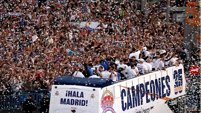 Thousands of Real Madrid fans celebrate league title with team - SABC News - Breaking news, special reports, world, business, sport coverage of all South African current events. Africa's news leader.