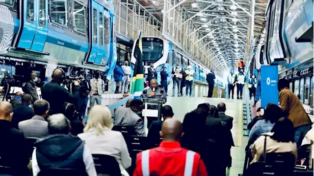 National Railway Policy White Paper aims to address Prasa capacity challenges: Mbalula - SABC News - Breaking news, special reports, world, business, sport coverage of all South African current events. Africa's news leader.