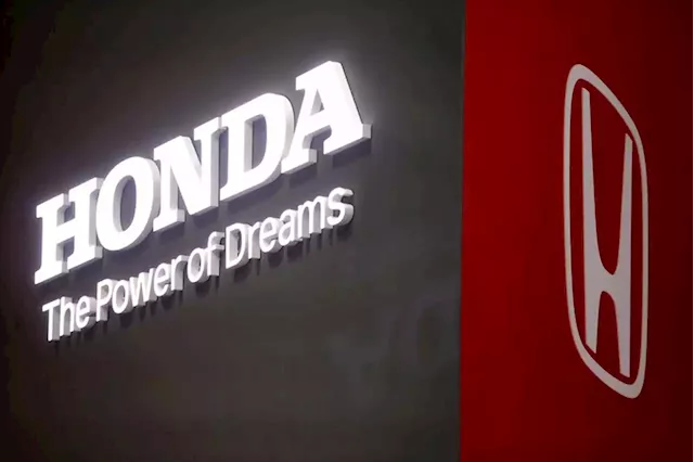 Honda forecasts 7% fall in annual earnings, warns of rising costs