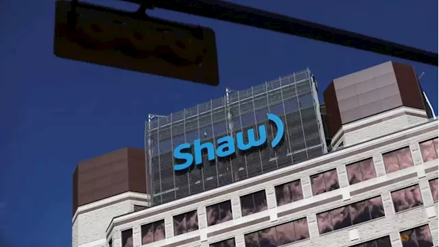 Canada's Globalive ties up with Telus for Shaw's wireless business