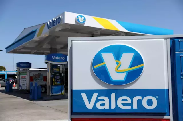 Earnings Roundup: Frost Bank, Valero, Rush Enterprises