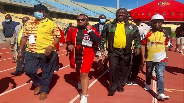 Cosatu will not take action against workers who disrupted May Day celebrations: Phetoe - SABC News - Breaking news, special reports, world, business, sport coverage of all South African current events. Africa's news leader.