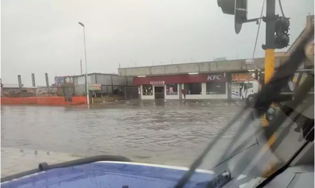 All emergency response systems activated in KZN amid flooding - SABC News - Breaking news, special reports, world, business, sport coverage of all South African current events. Africa's news leader.